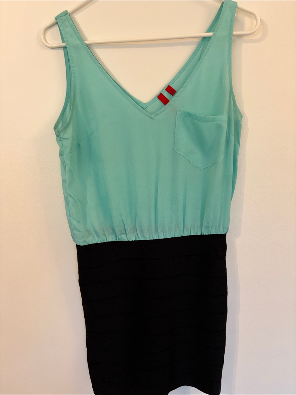 Sleeveless Two-Tone Mint and Black Dress
